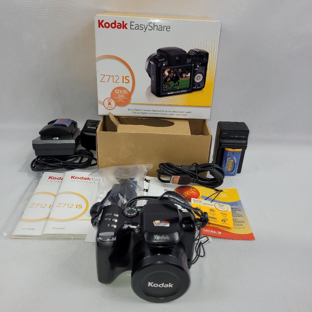 Kodak Z712 IS Easy Share Digital Camera 7.1MP 12x Optical Zoom
